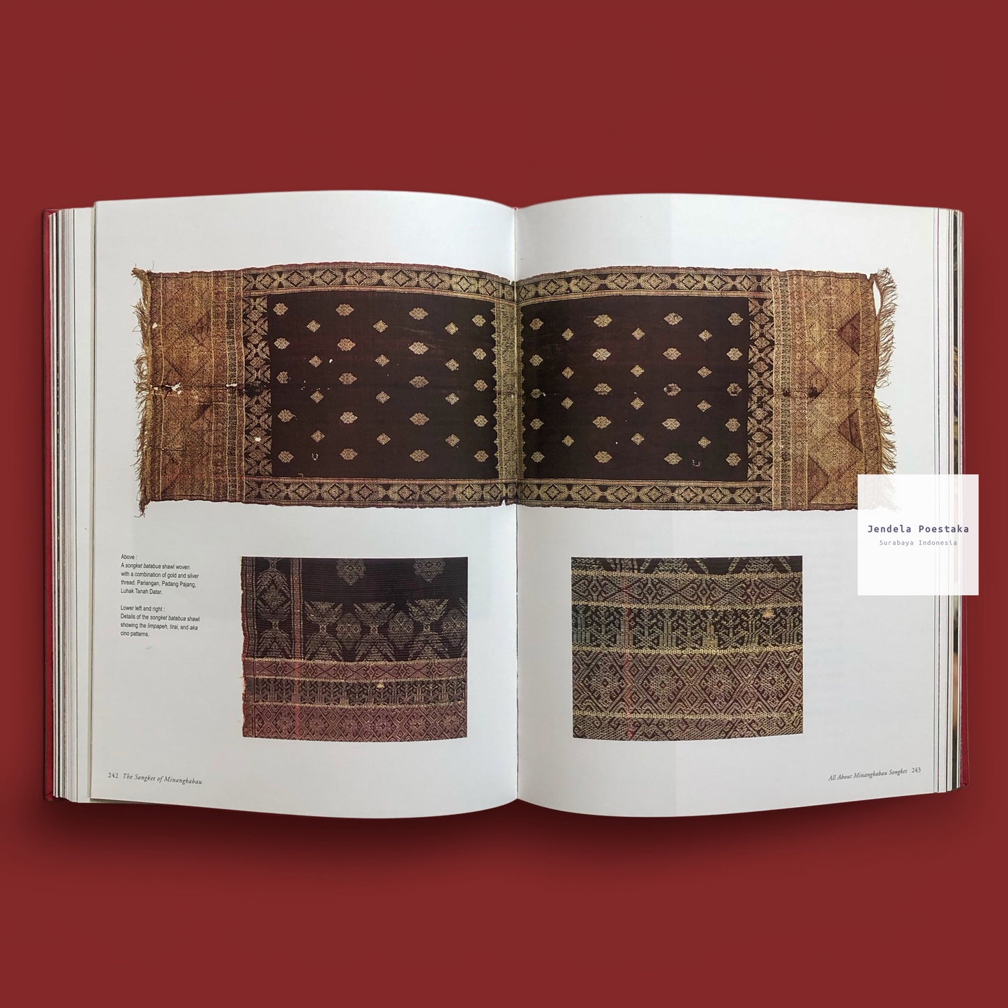 The Songket of Minangkabau: Raising Hidden Threads