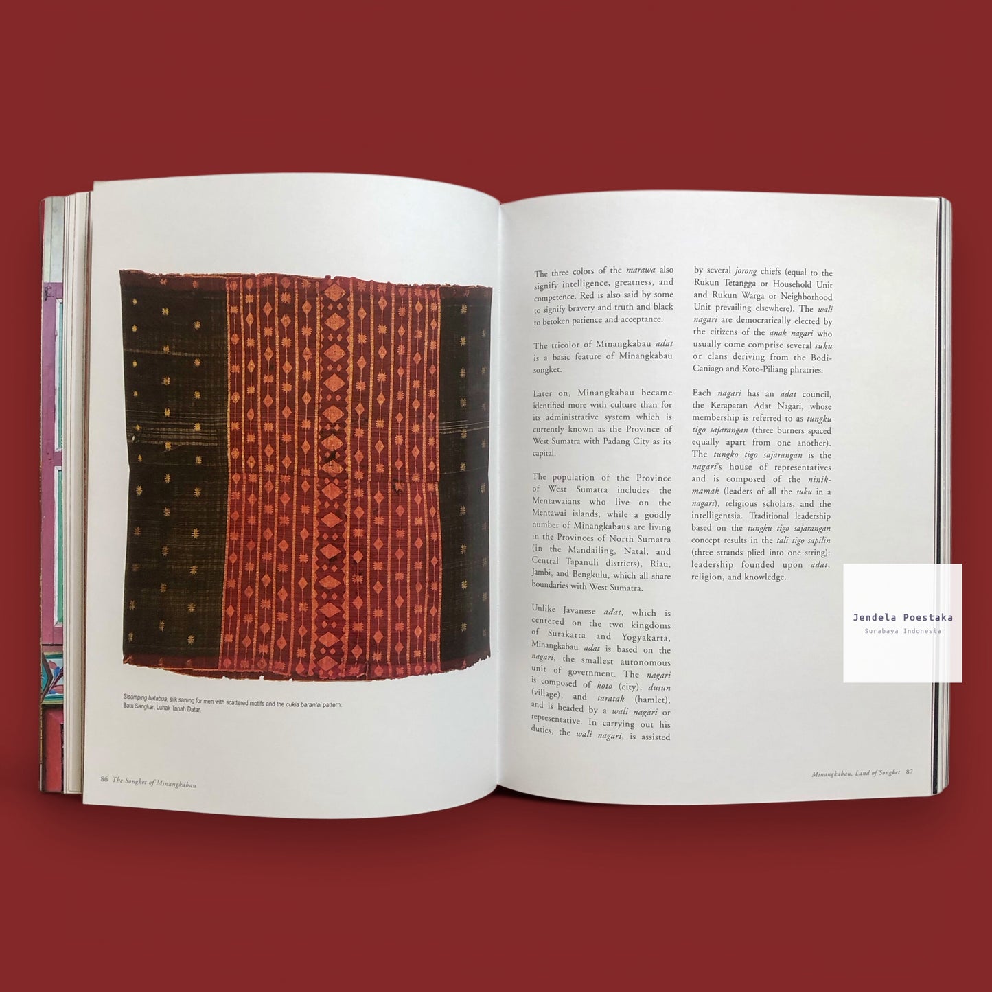 The Songket of Minangkabau: Raising Hidden Threads