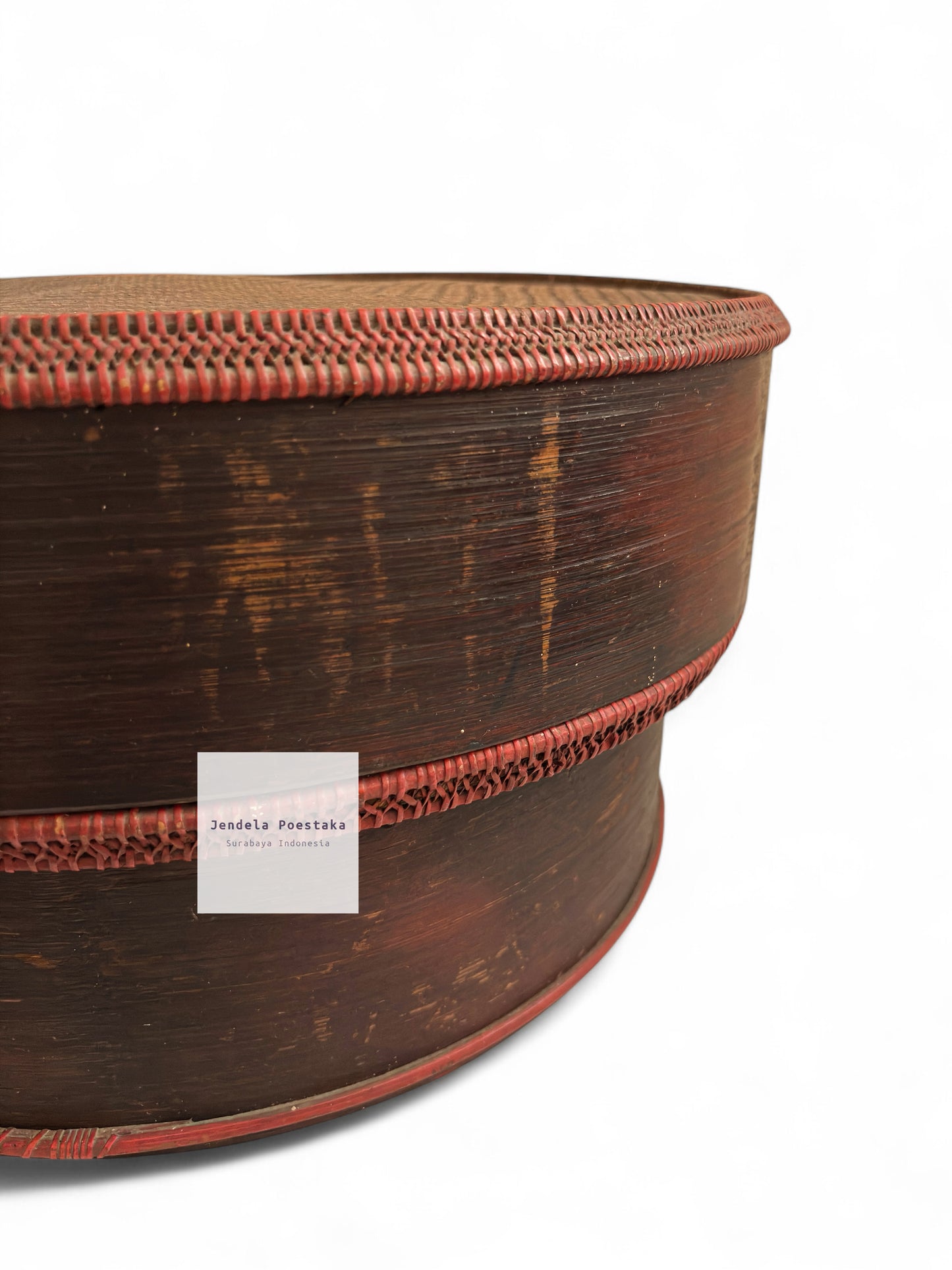Antique Handwoven Bamboo Tenong (Late 19th–Early 20th Century)
Java, Indonesia | Made for the Peranakan Chinese Market