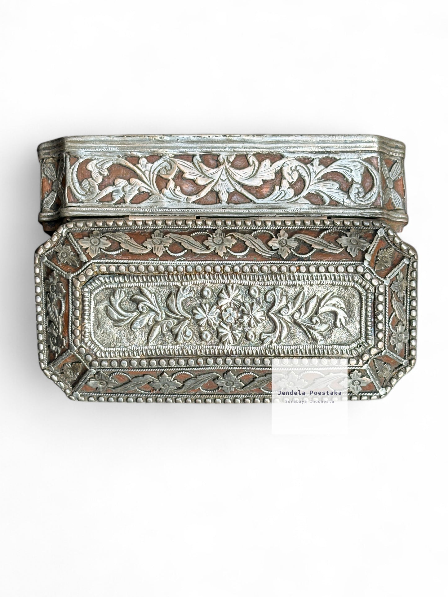 Antique Silver Betel and Tobacco Box – 19th Century South Sulawesi