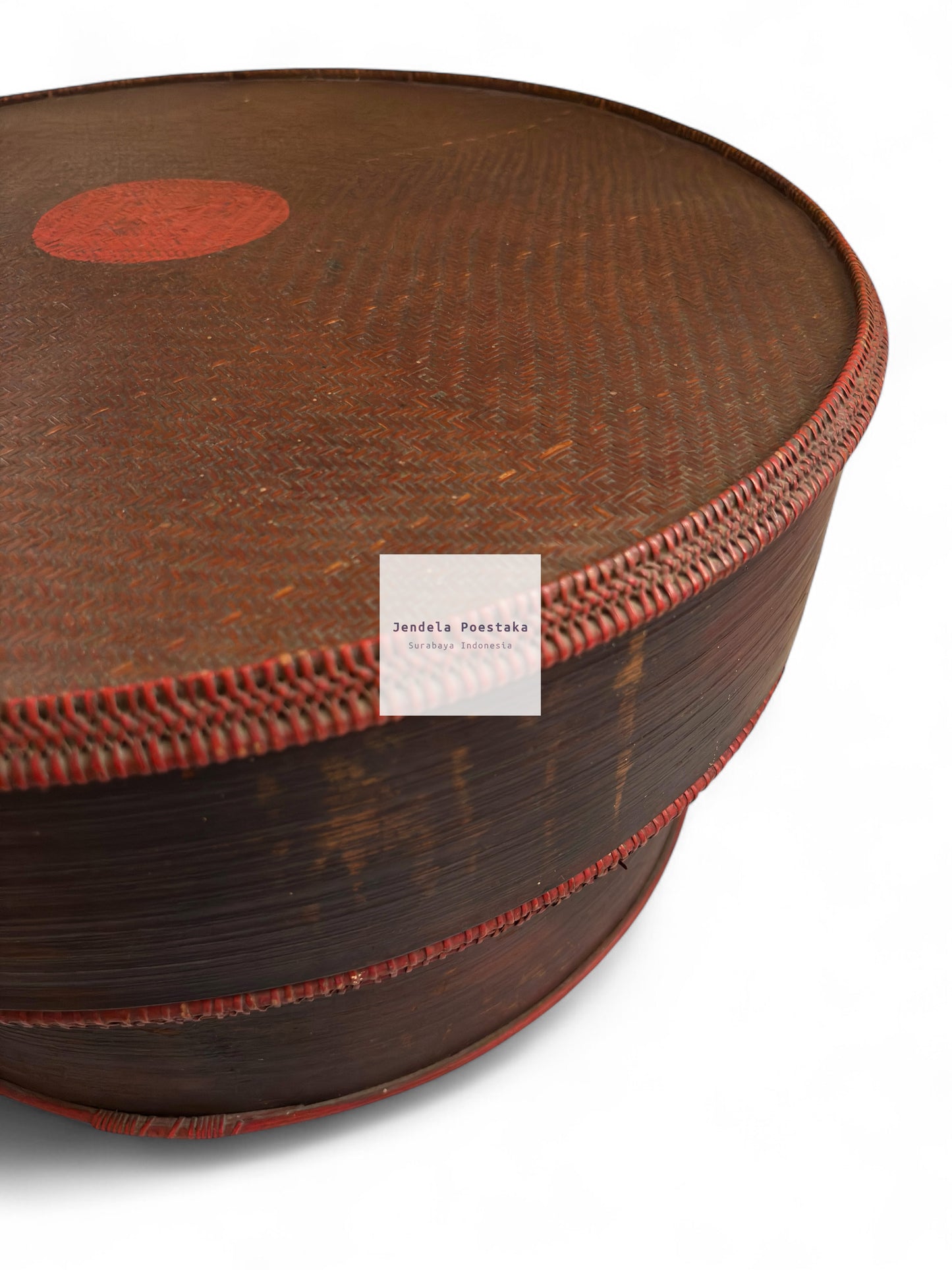 Antique Handwoven Bamboo Tenong (Late 19th–Early 20th Century)
Java, Indonesia | Made for the Peranakan Chinese Market