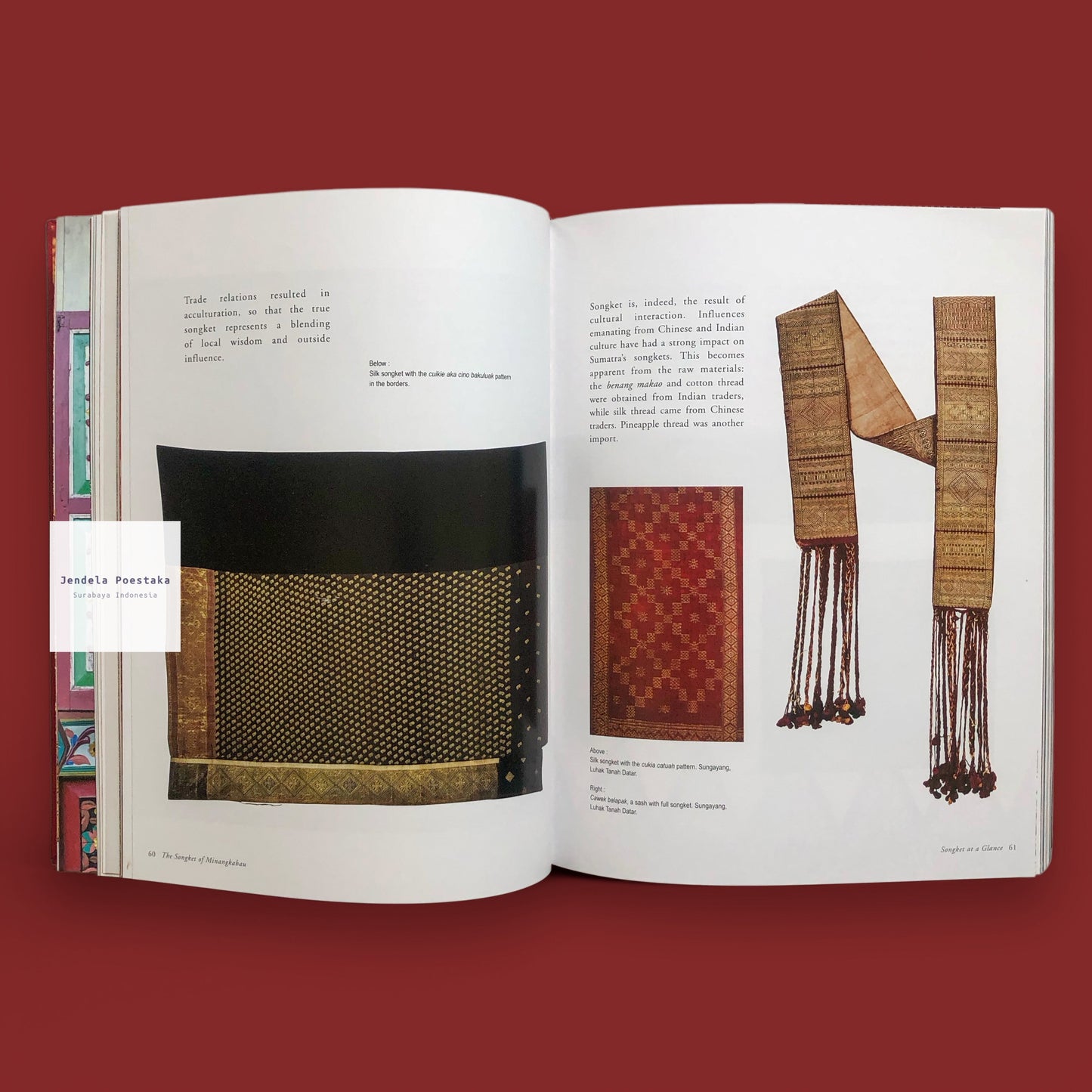 The Songket of Minangkabau: Raising Hidden Threads