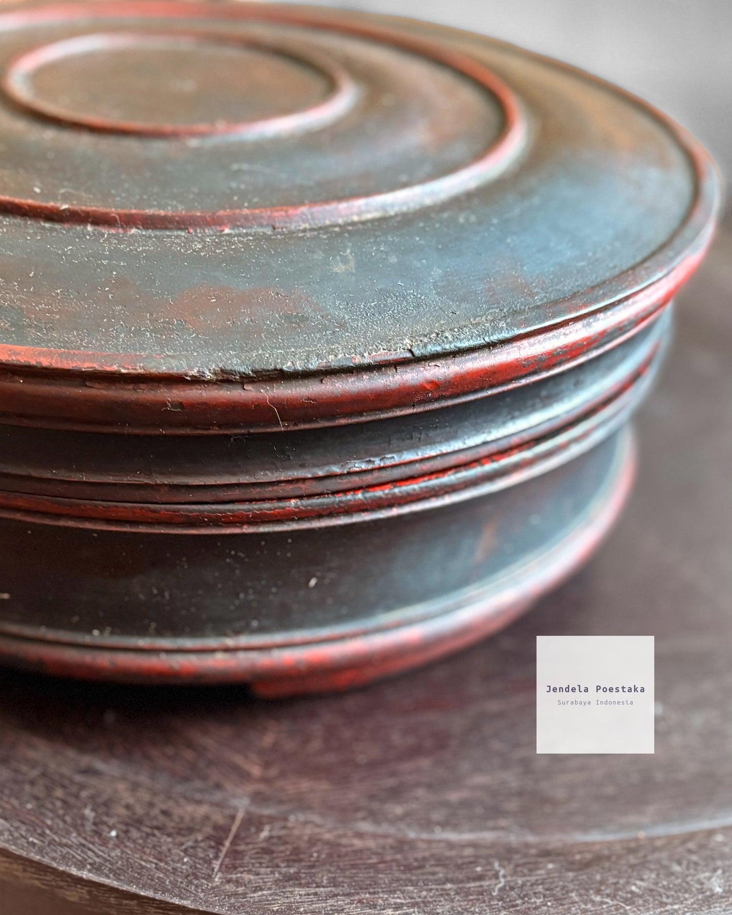 Peranakan Chinese Wooden Container (Tenong)
Late 19th – Early 20th Century | Palembang or Java, Indonesia