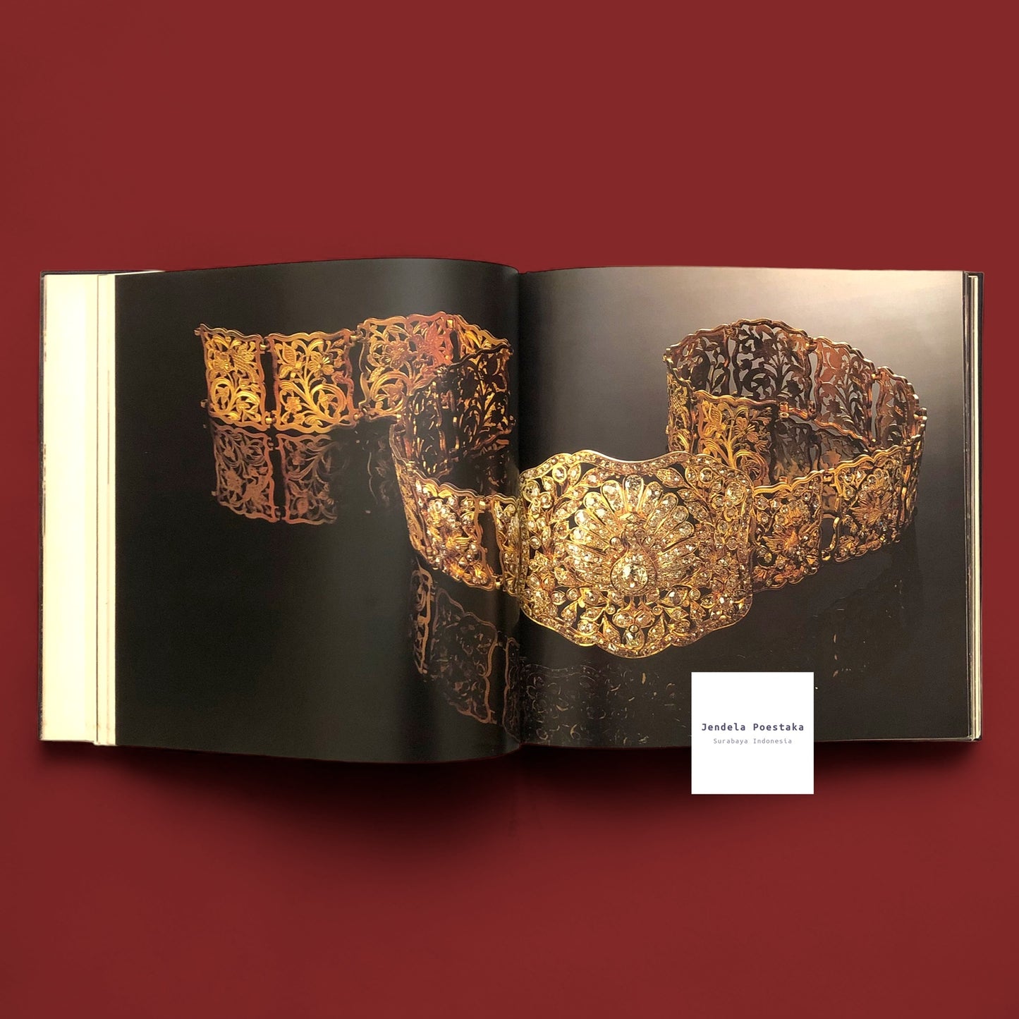 Gilding the Phoenix: The Straits Chinese and Their Jewellery