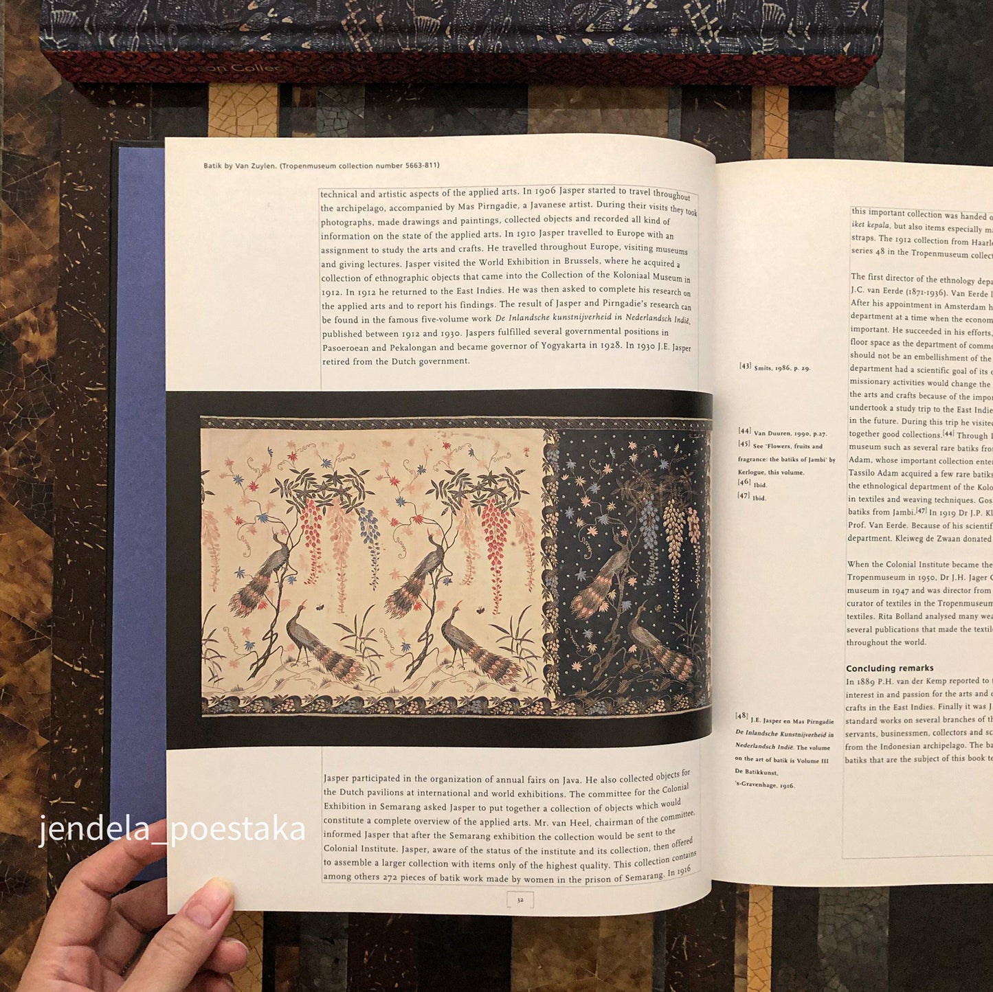 Batik - Drawn in Wax: 200 Years of Batik Art from Indonesia in the Tropenmuseum Collection