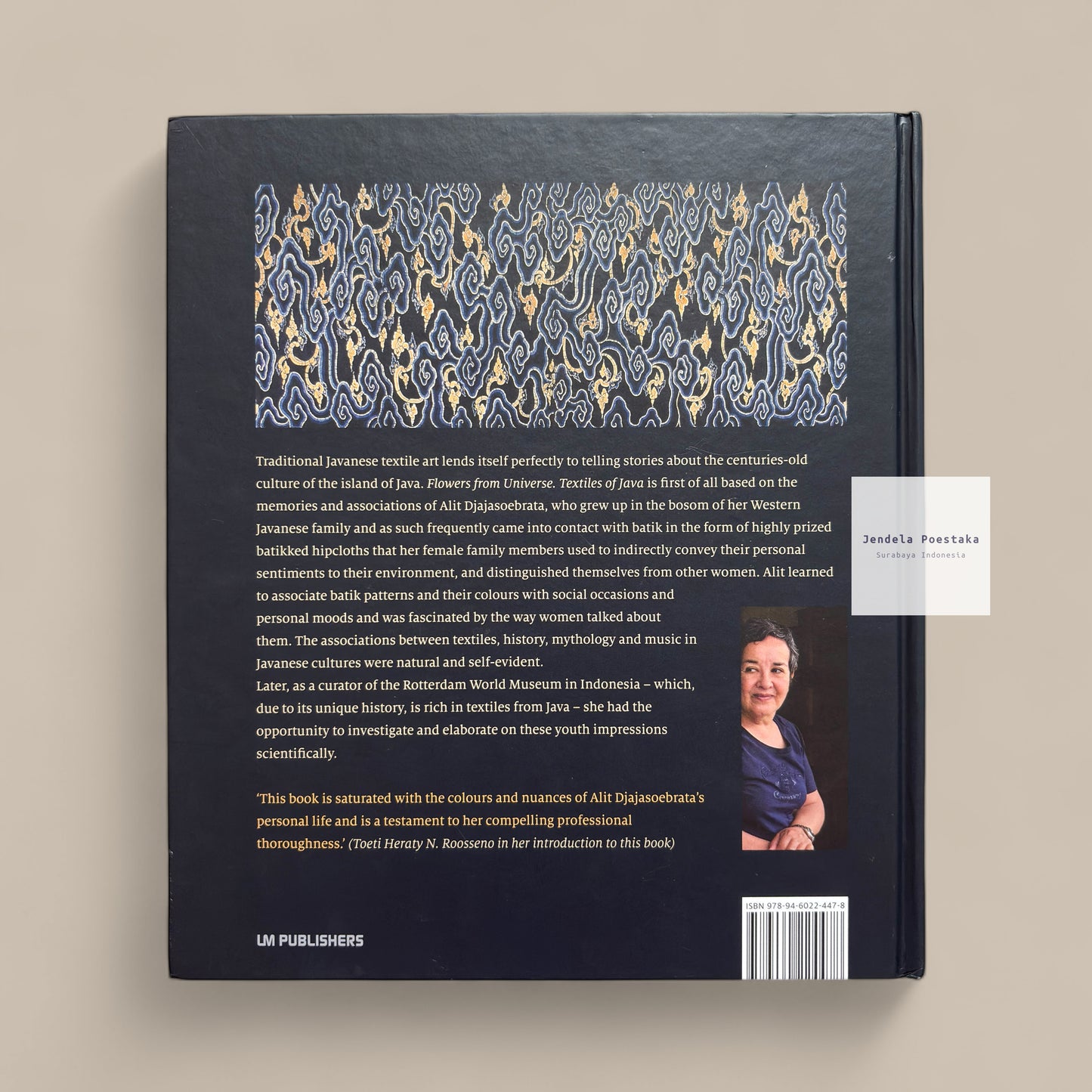 Flowers from Universe: Textiles of Java