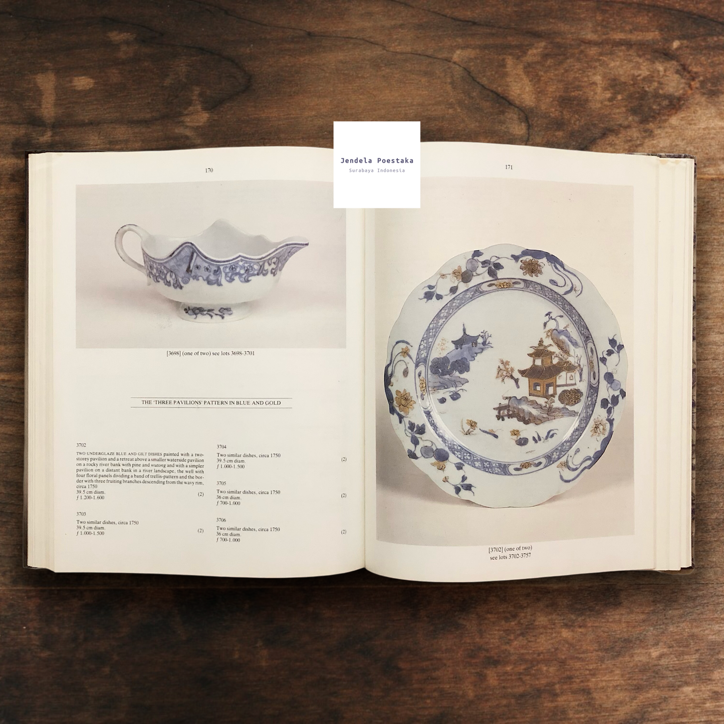 Christie's Amsterdam : The Nanking Cargo - Chinese Export Porcelain and Gold, European Glass and Stoneware, recovered by Captain Michael Hatcher from a European merchant ship wrecked in the South China Seas. Monday 28 April - Friday 2 May 1986