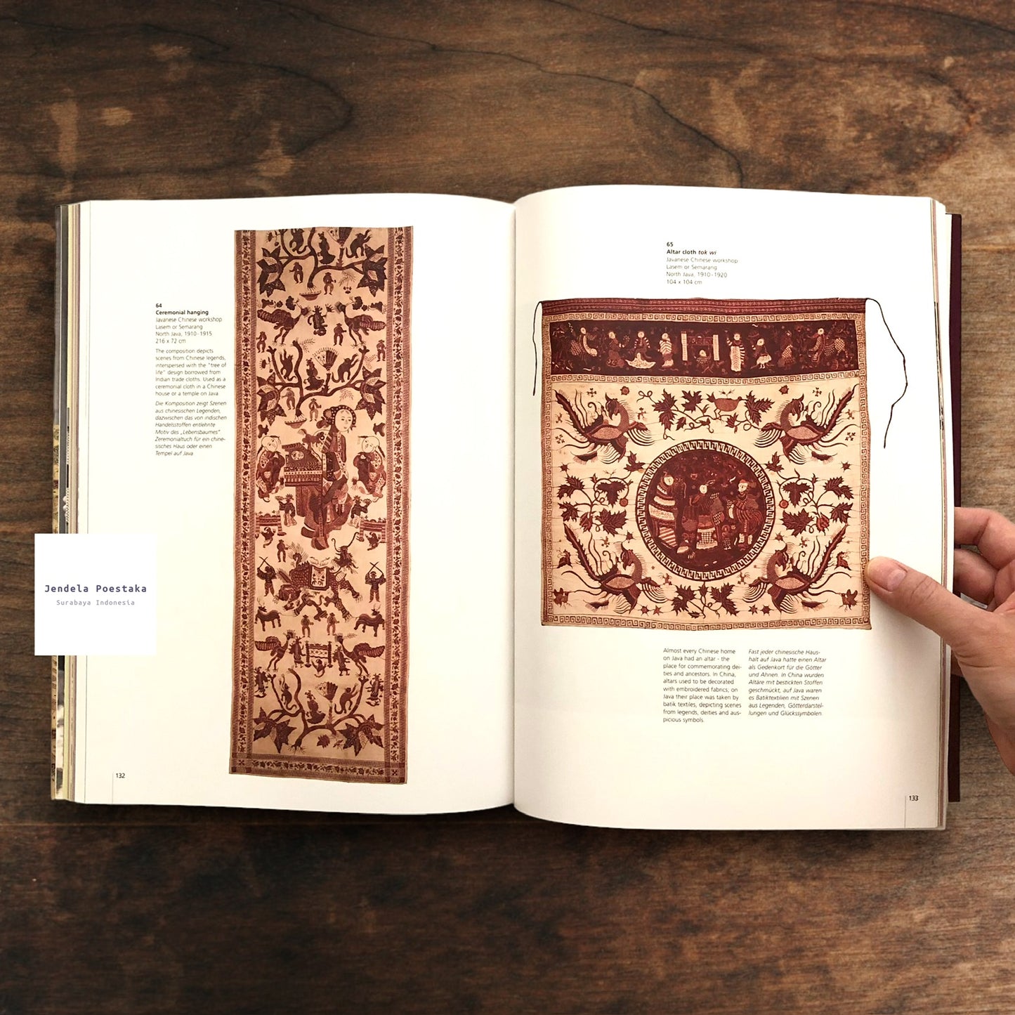 Batik - 75 Selected Masterpieces: The Rudolf G. Smend Collection