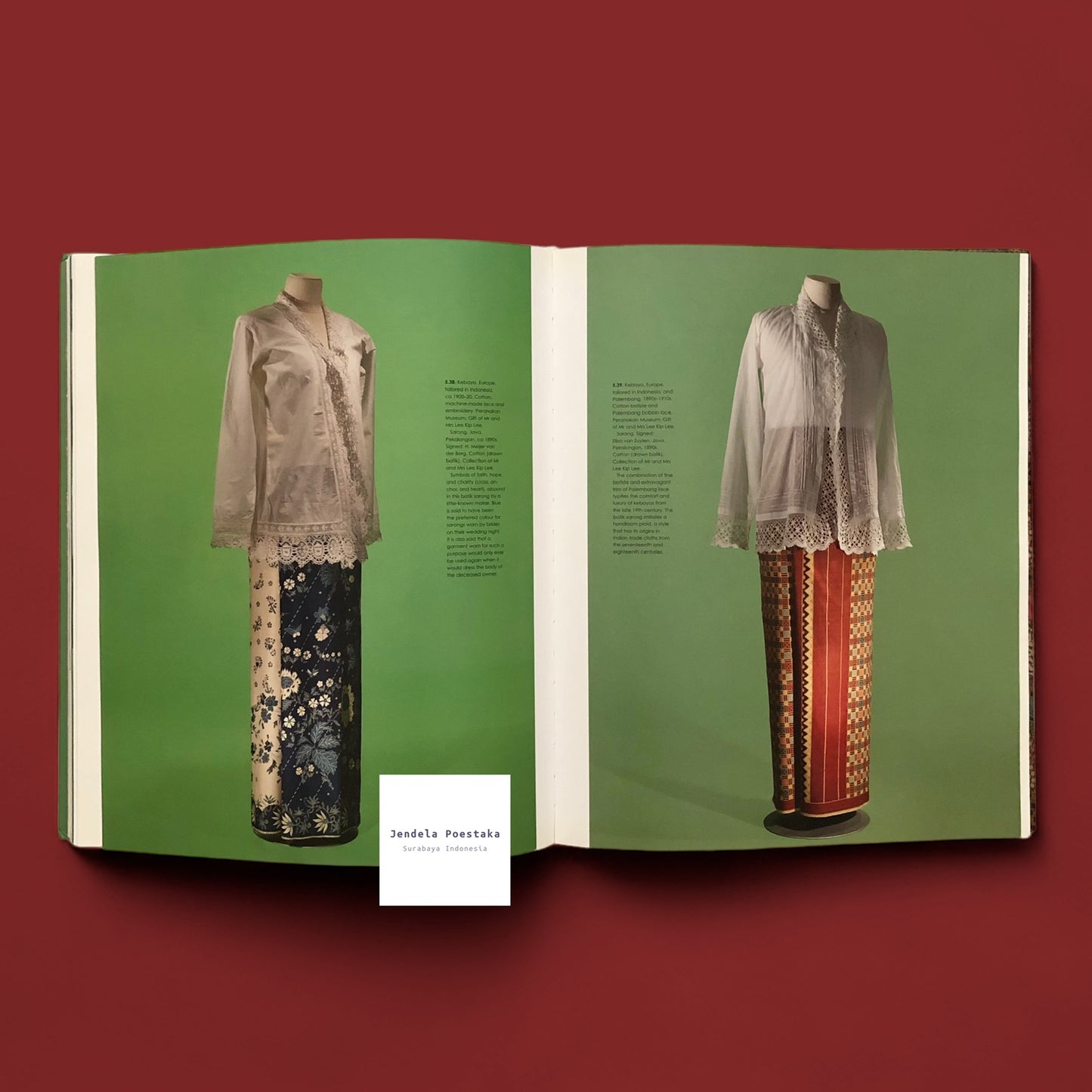 Sarong Kebaya: Peranakan Fashion in an Interconnected World, 1500-1950