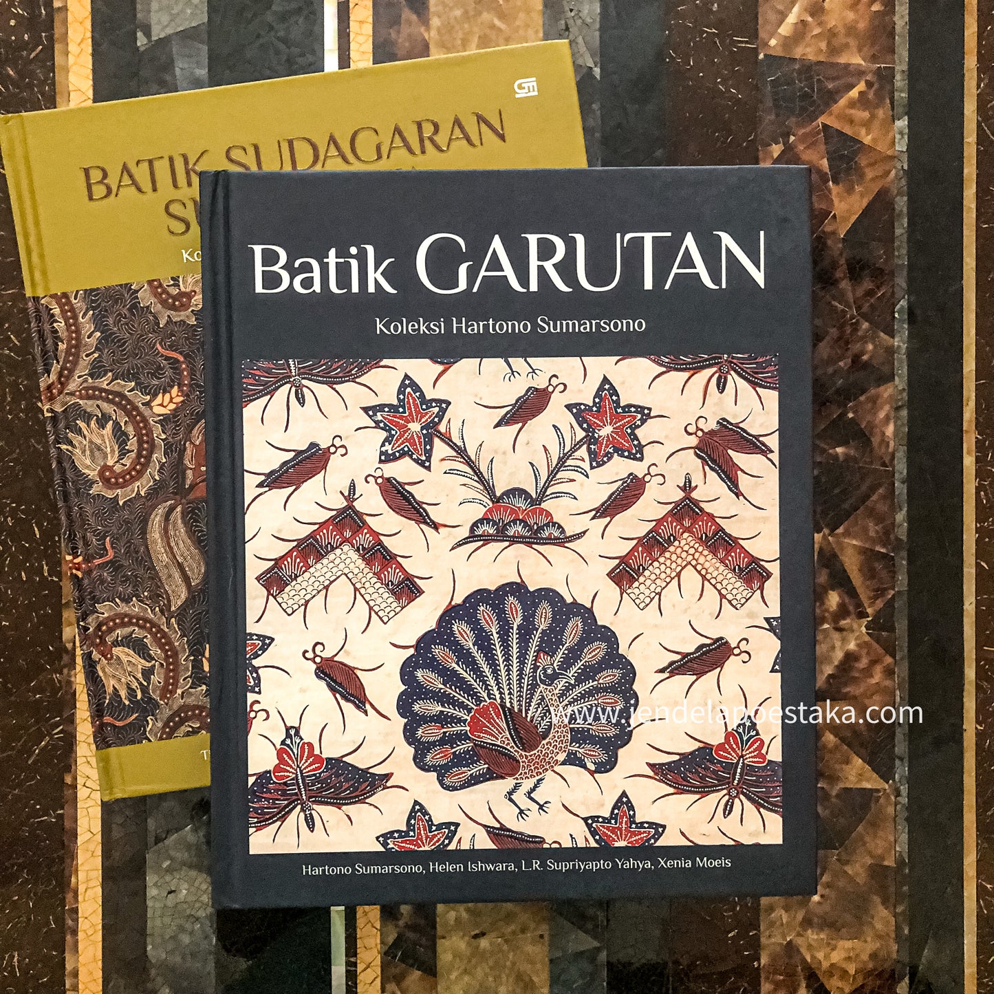 Batik Garutan: Koleksi Hartono Sumarsono